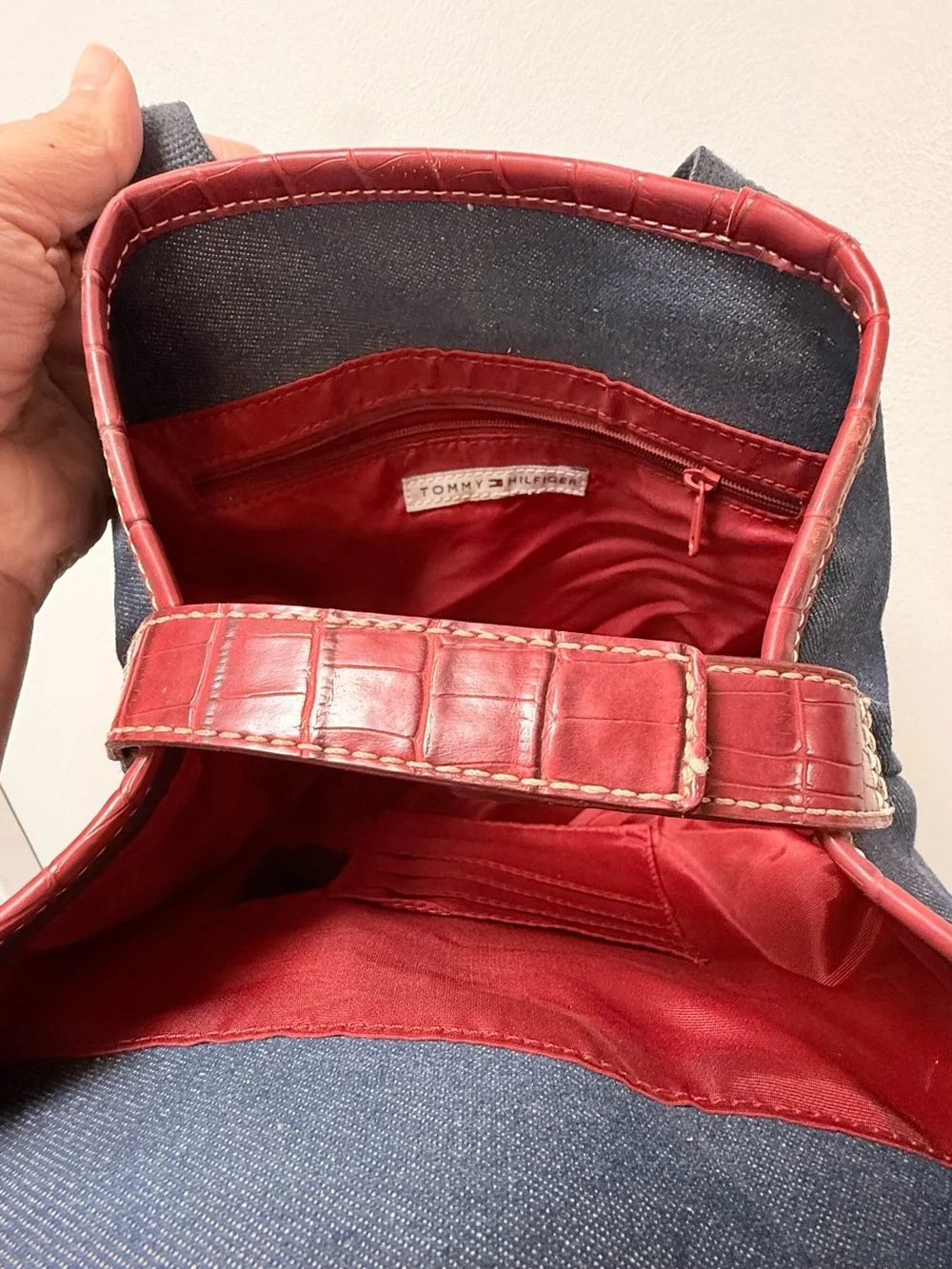 Y2K Tommy Hilfiger Navy and Burgundy Canvas Messenger Tote